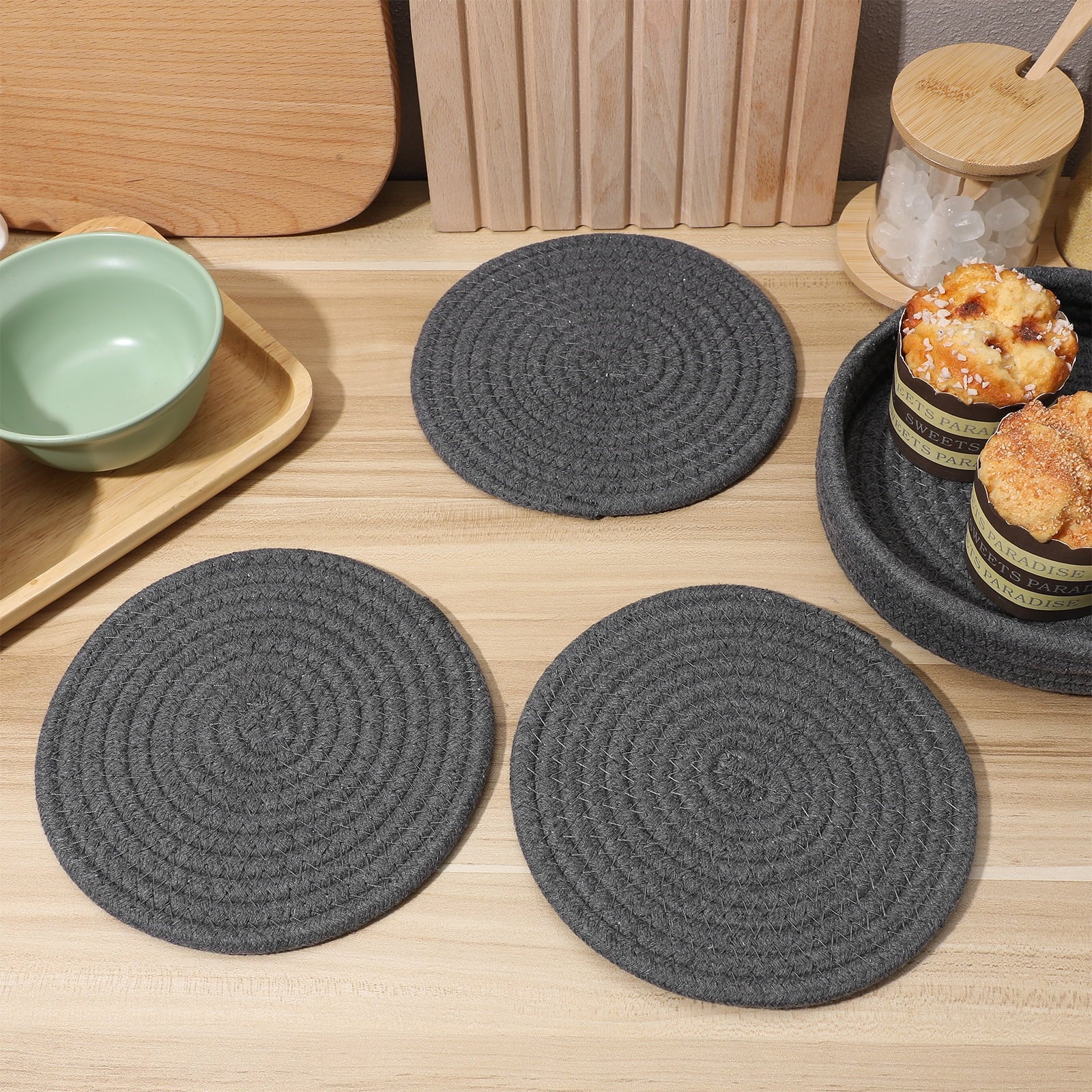 Dark Grey Cotton Rope Placemat Set Round Woven Coasters for Hot Dishes with Tabletop Protection 1